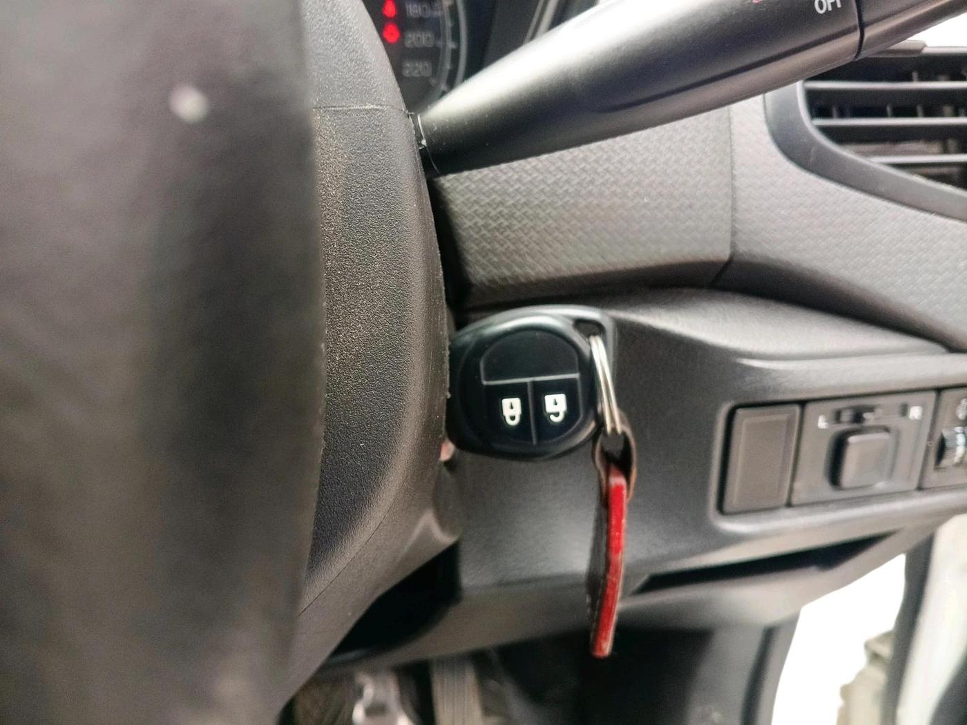 2021 Maruti Vitara Brezza LXI, Petrol, Manual, 25,574 km, interior