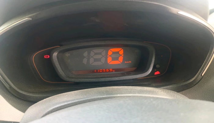 2016 Renault Kwid RXT 0.8, Petrol, Manual, 1,10,569 km, interior