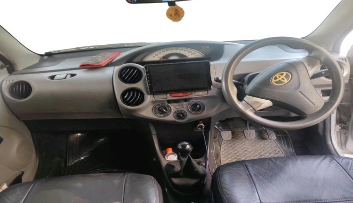 2011 Toyota Etios G, Petrol, Manual, 1,53,101 km, interior