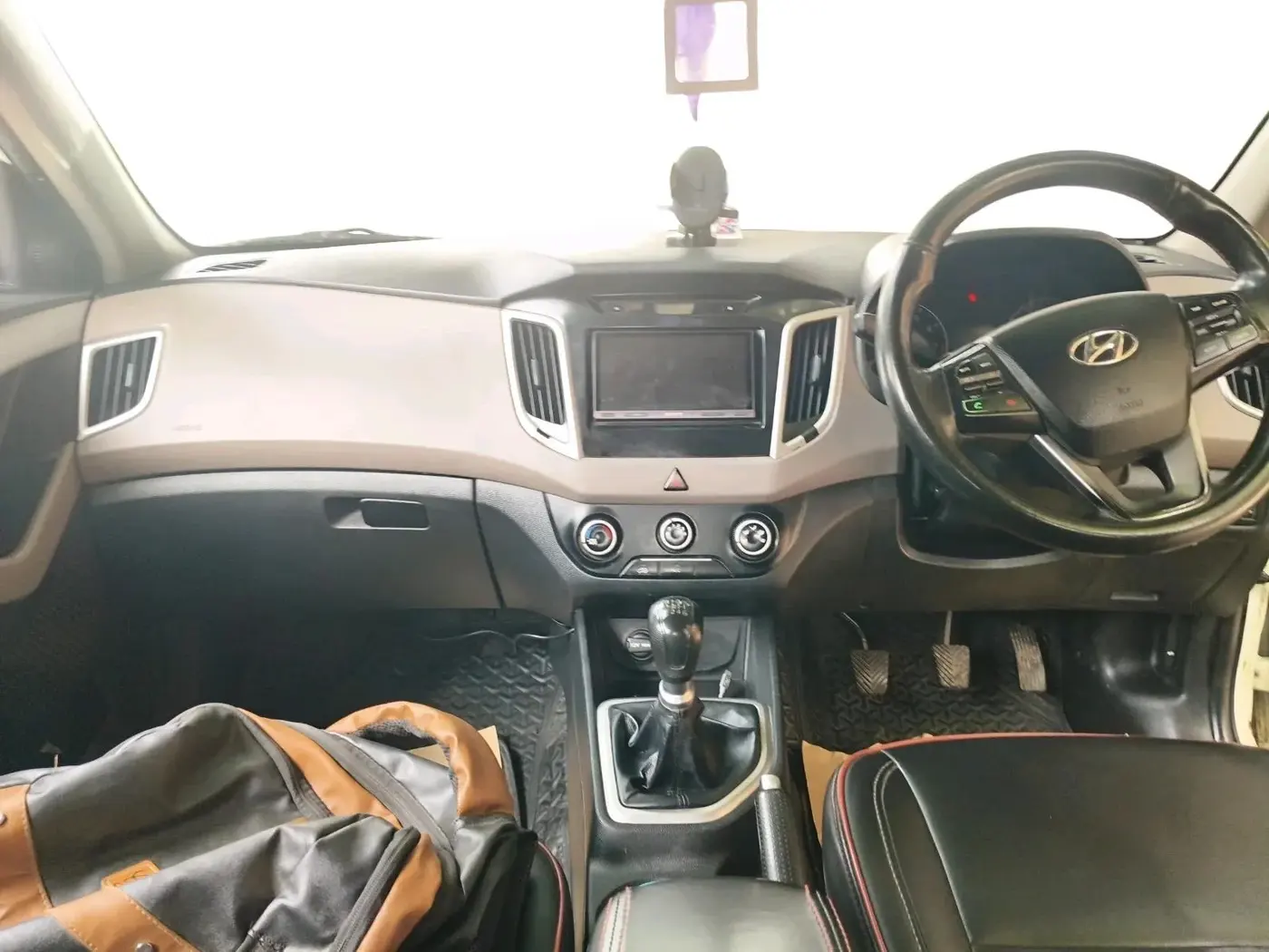 2019 Hyundai Creta E PLUS 1.6 PETROL, CNG, Manual, 1,55,830 km, interior