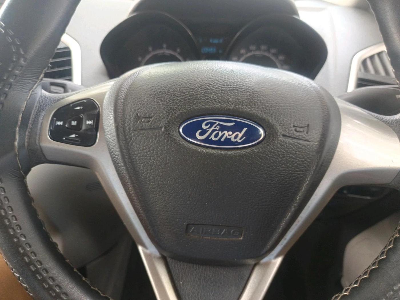 2016 Ford Ecosport TREND 1.5L PETROL, Petrol, Manual, 1,20,493 km, interior