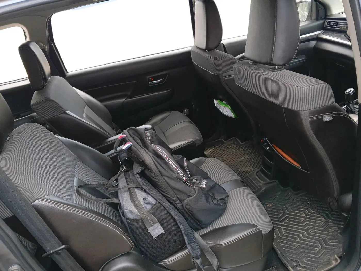 2022 Maruti XL6 ZETA MT, Petrol, Manual, 1,03,551 km, interior
