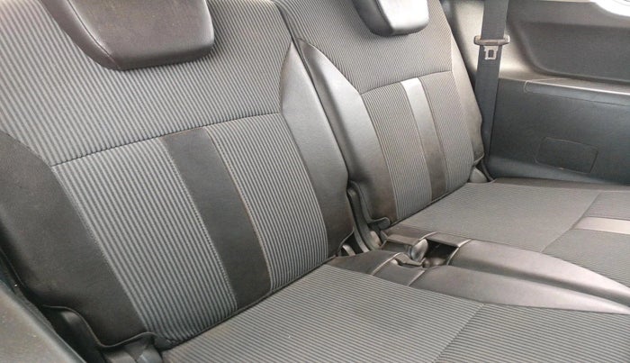 2022 Maruti XL6 ZETA MT, Petrol, Manual, 1,03,551 km, interior