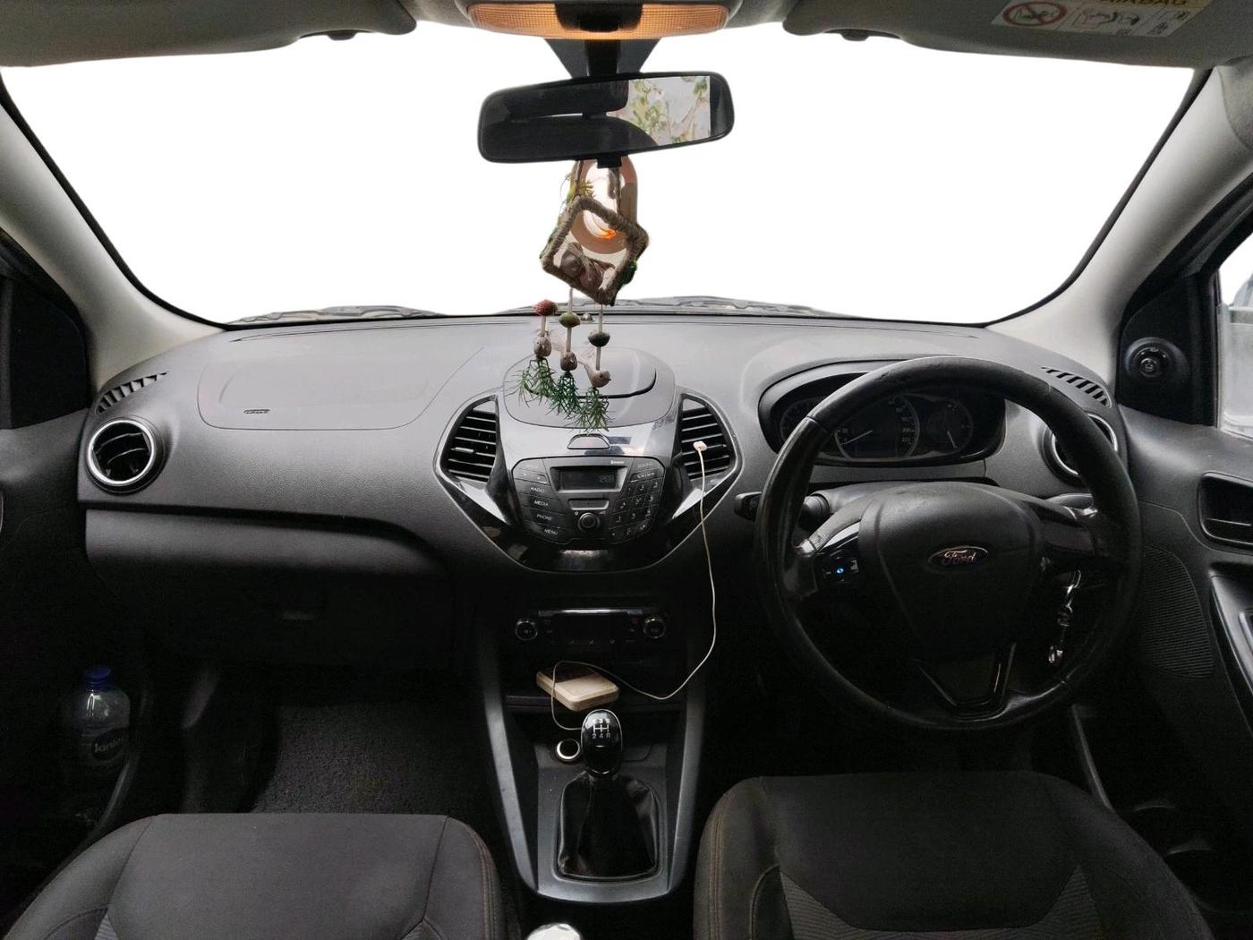 2017 Ford New Figo TITANIUM1.5 DIESEL, Diesel, Manual, 1,43,447 km, interior