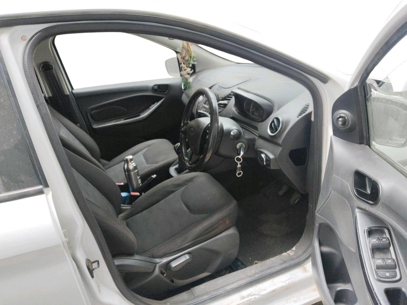 2017 Ford New Figo TITANIUM1.5 DIESEL, Diesel, Manual, 1,43,447 km, interior