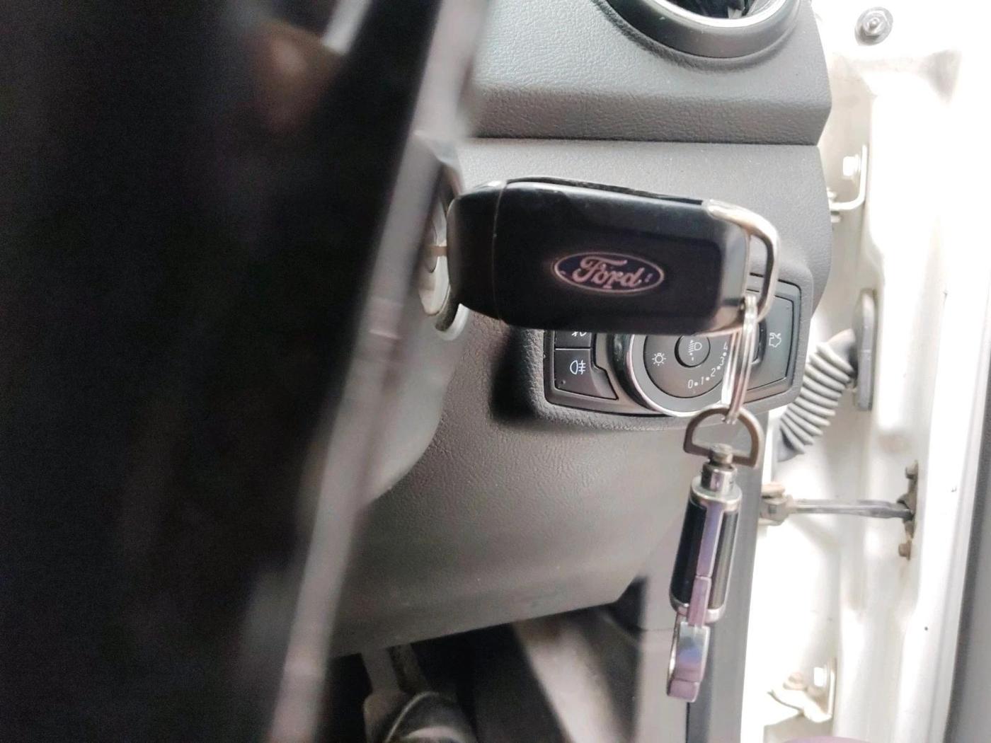 2017 Ford New Figo TITANIUM1.5 DIESEL, Diesel, Manual, 1,43,447 km, interior