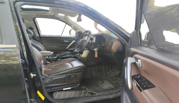 2024 Mahindra SCORPIO-N N Z8 S Petrol AT, Petrol, Automatic, 16,398 km, interior