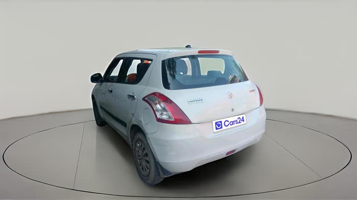 2015 Maruti Swift VXI, CNG, Manual, 1,23,042 km, exterior