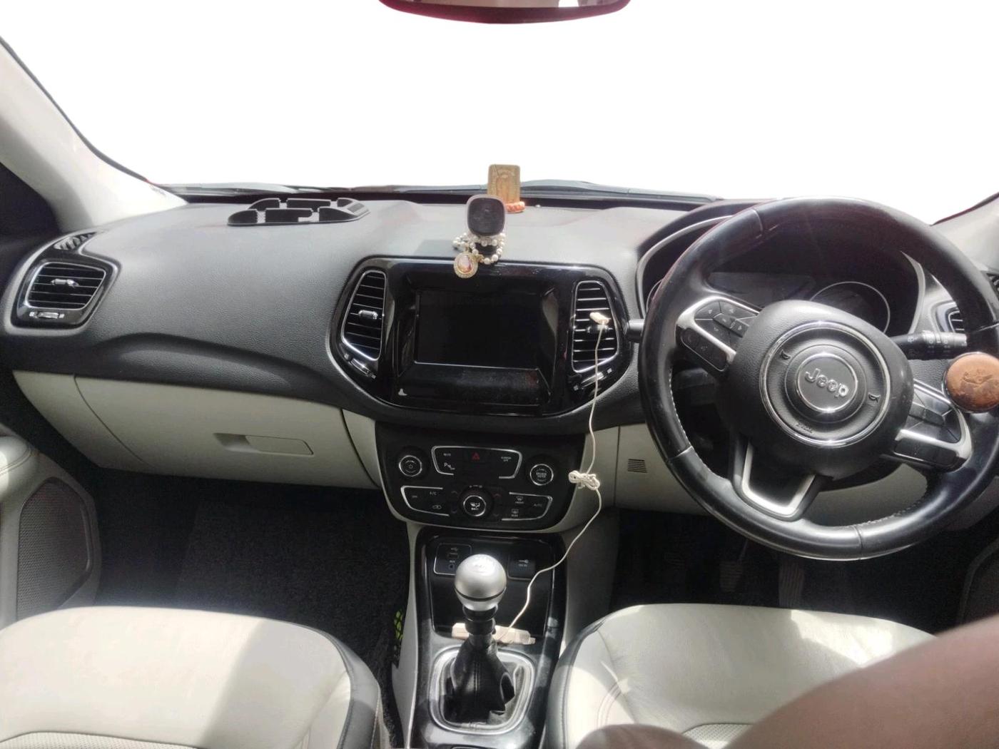 2018 Jeep Compass LIMITED 2.0 DIESEL, Diesel, Manual, 1,33,000 km, interior