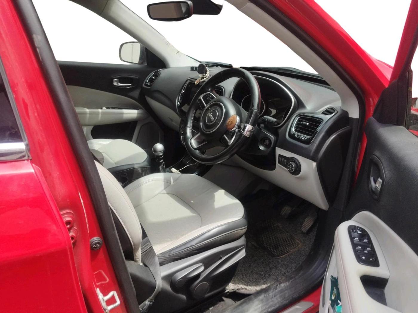2018 Jeep Compass LIMITED 2.0 DIESEL, Diesel, Manual, 1,33,000 km, interior