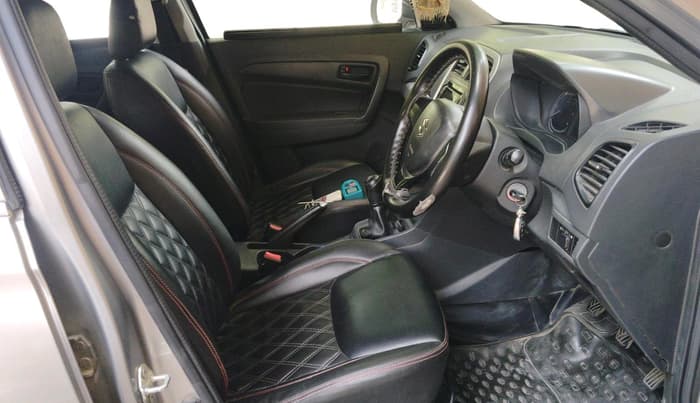 2017 Maruti Vitara Brezza LDI (O), Diesel, Manual, 1,37,862 km, interior