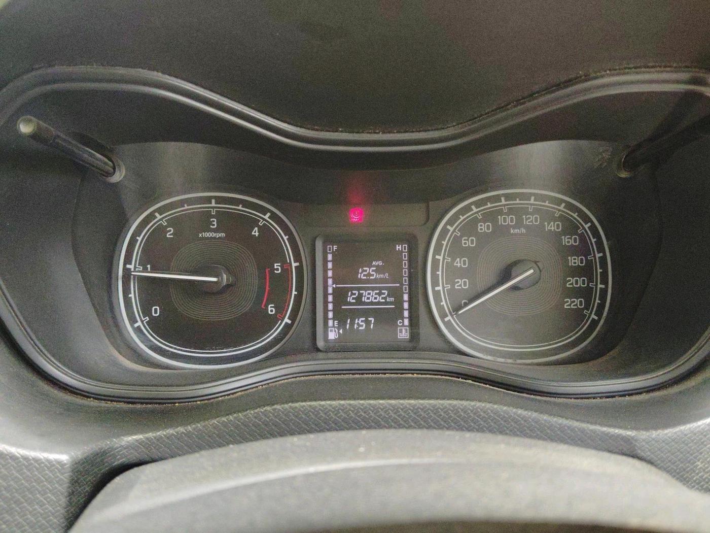 2017 Maruti Vitara Brezza LDI (O), Diesel, Manual, 1,37,862 km, interior