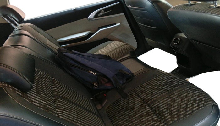 2022 KIA CARENS PRESTIGE PLUS 1.5 DIESEL 7 STR, Diesel, Manual, 1,08,783 km, interior