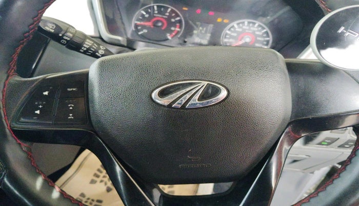 2017 Mahindra KUV 100 NXT K6+ D 6 STR, Diesel, Manual, 83,726 km, interior