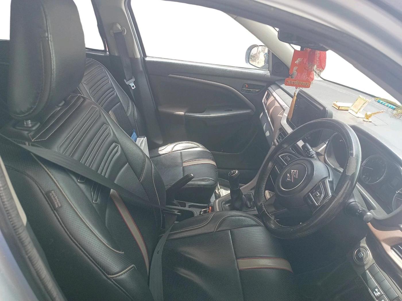 2024 Maruti BREZZA ZXI S-CNG, CNG, Manual, 69,128 km, interior