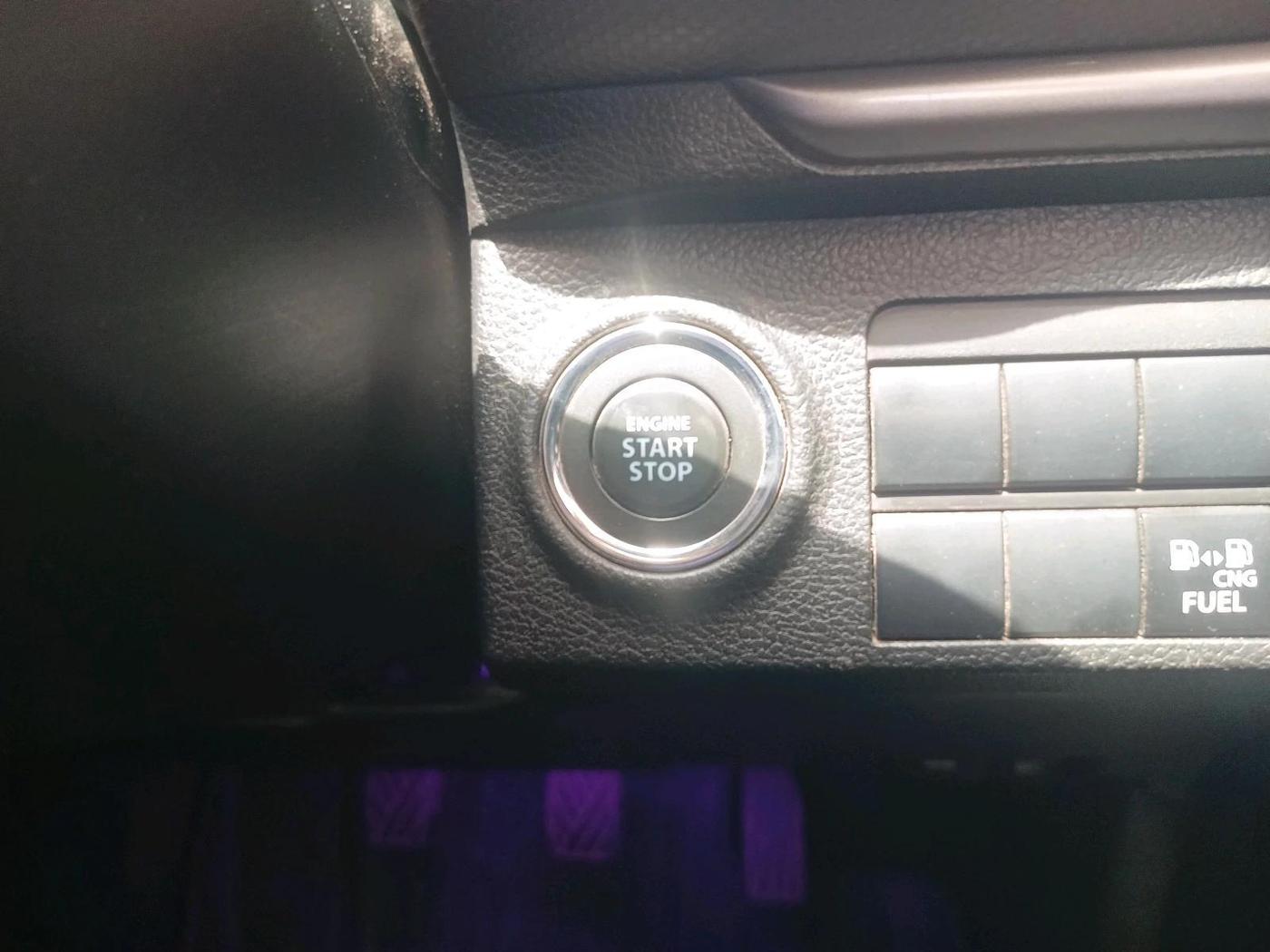 2024 Maruti BREZZA ZXI S-CNG, CNG, Manual, 69,128 km, interior