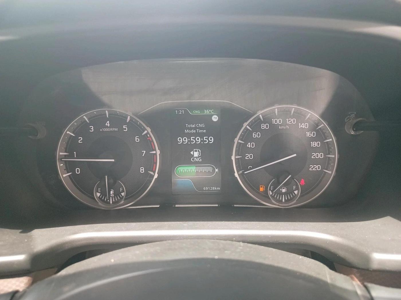 2024 Maruti BREZZA ZXI S-CNG, CNG, Manual, 69,128 km, interior
