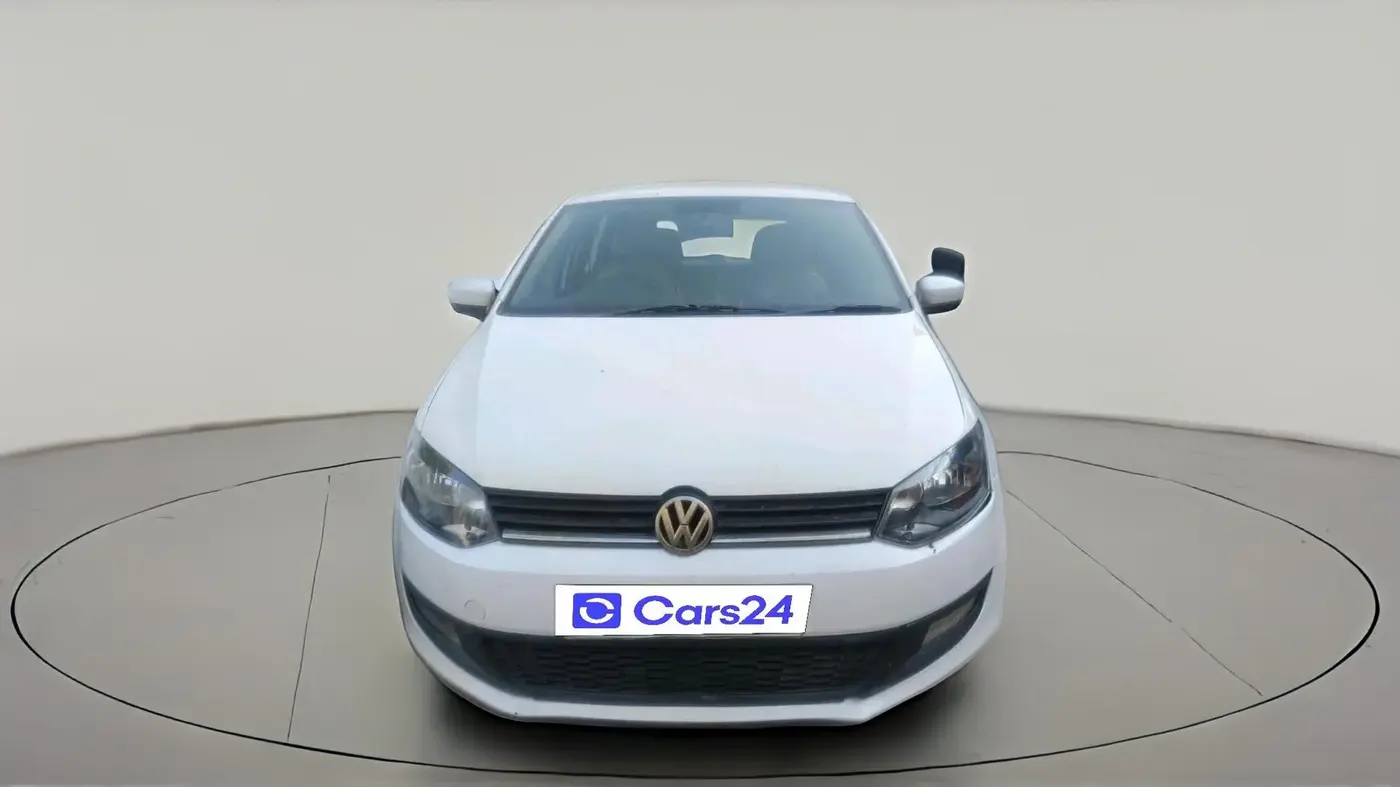 2013 Volkswagen Polo HIGHLINE1.2L, CNG, Manual, 1,21,181 km, exterior