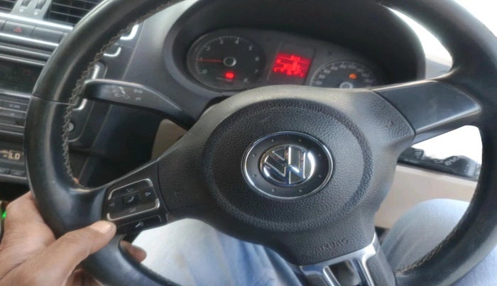 2013 Volkswagen Polo HIGHLINE1.2L, CNG, Manual, 1,21,181 km, interior