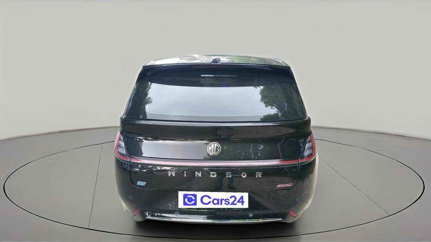 2025 MG Windsor EV Essence Pro, Electric, Automatic, 15,443 km, exterior