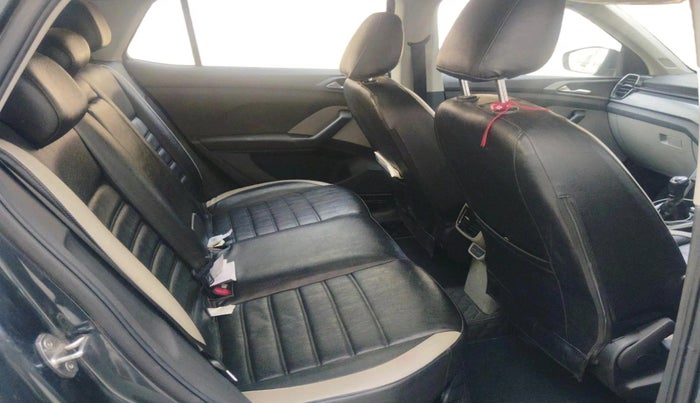 2021 Skoda KUSHAQ AMBITION 1.0L TSI MT, Petrol, Manual, 57,040 km, interior