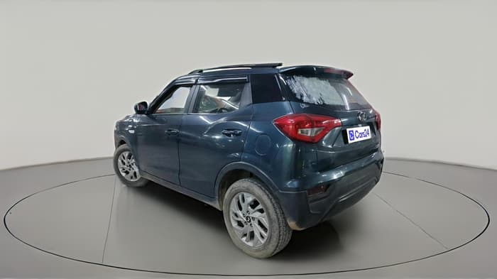 2022 Mahindra XUV300 W6 1.2 PETROL, Petrol, Manual, 77,214 km, exterior
