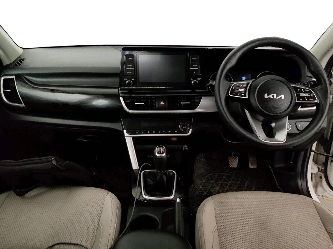 2022 KIA SELTOS HTK PLUS 1.5 IMT, Petrol, Manual, 58,490 km, interior