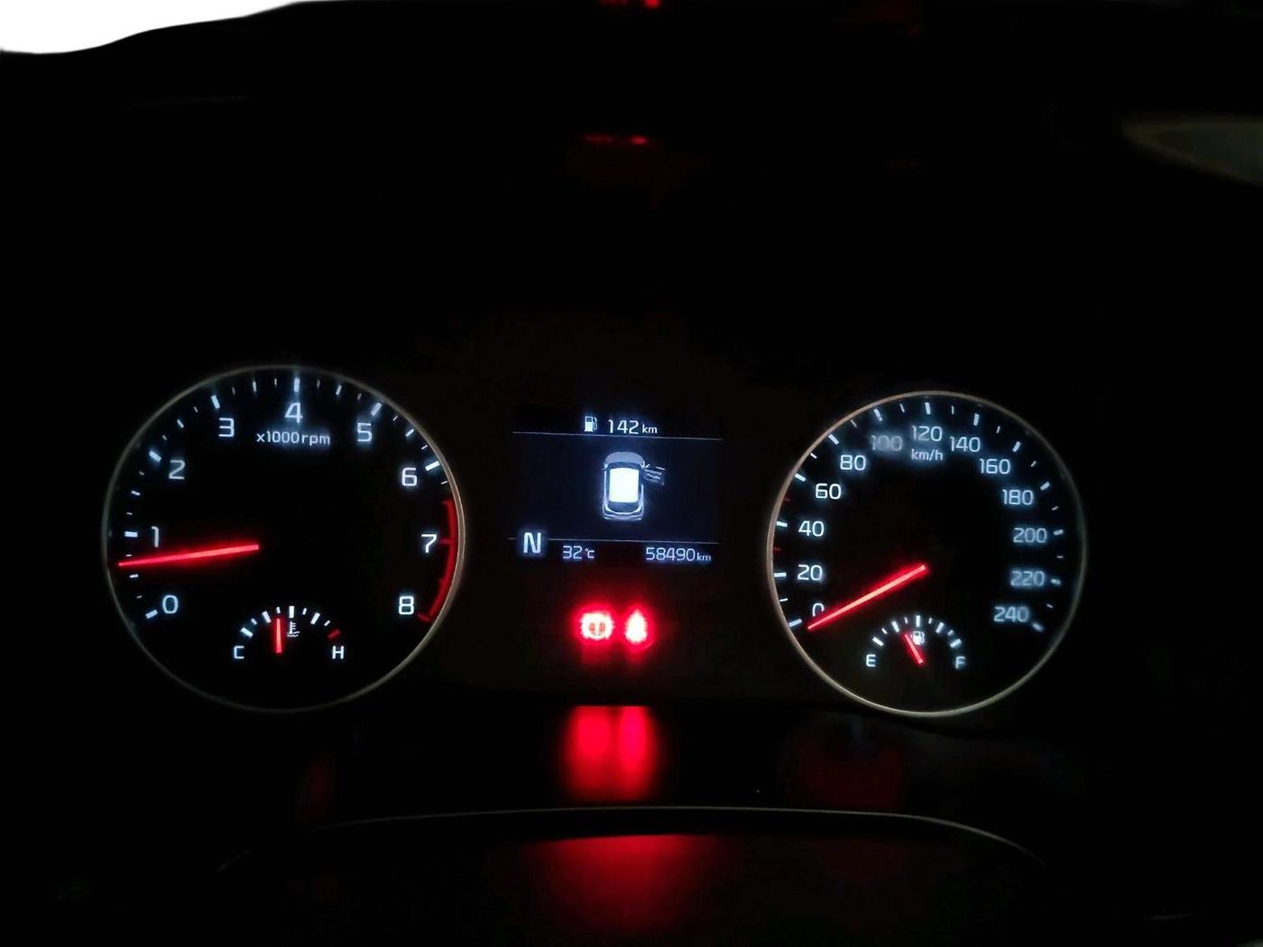 2022 KIA SELTOS HTK PLUS 1.5 IMT, Petrol, Manual, 58,490 km, interior
