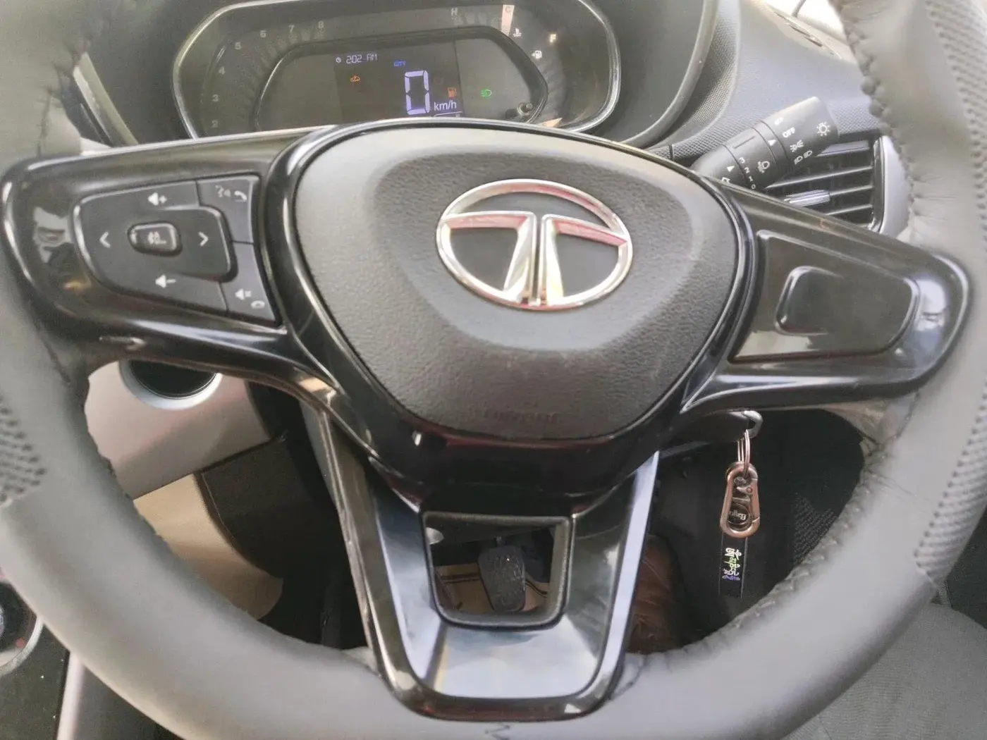 2023 Tata NEXON XM SUNROOF PETROL, Petrol, Manual, 56,858 km, interior