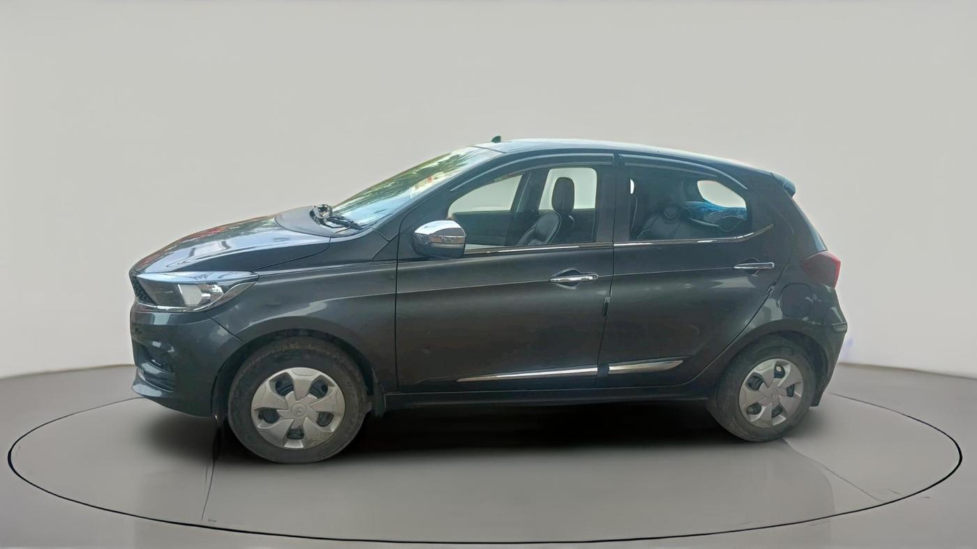 2023 Tata Tiago XT (O) PETROL, Petrol, Manual, 48,790 km, exterior