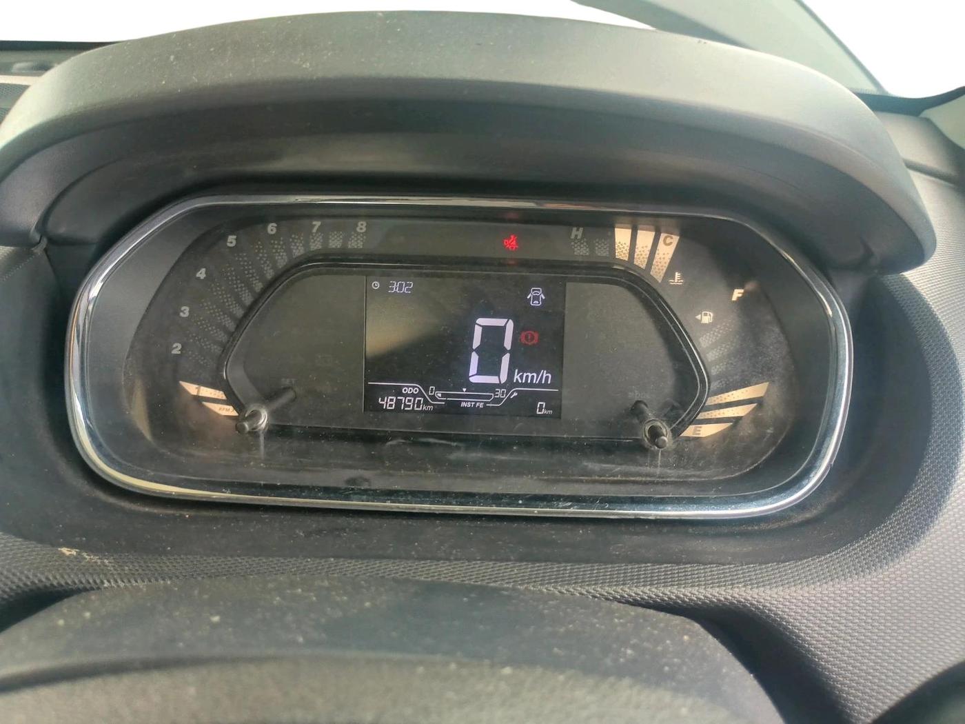 2023 Tata Tiago XT (O) PETROL, Petrol, Manual, 48,790 km, interior