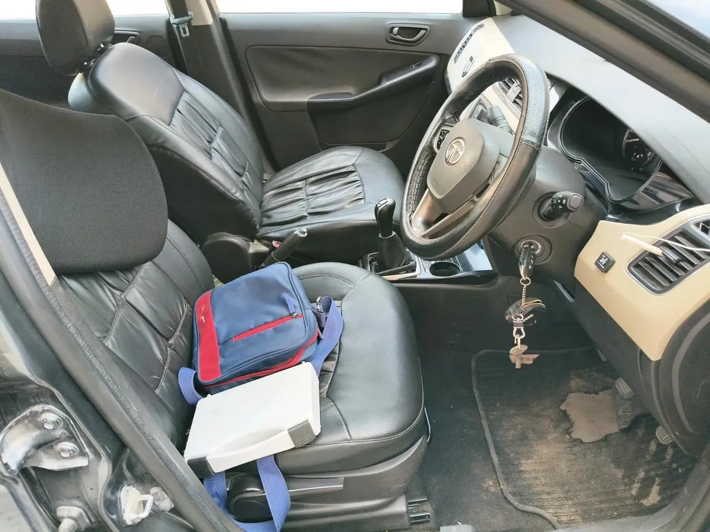 2016 Tata Zest XMS PETROL, CNG, Manual, 1,14,715 km, interior