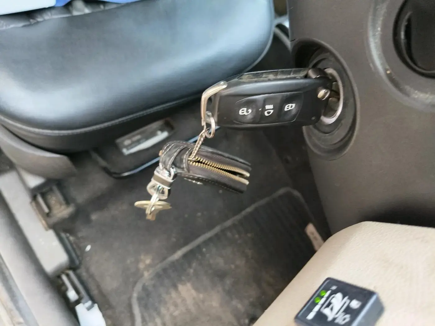 2016 Tata Zest XMS PETROL, CNG, Manual, 1,14,715 km, interior