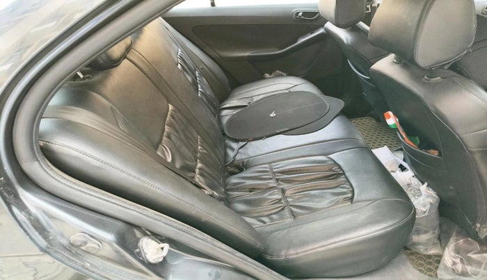 2016 Tata Zest XMS PETROL, CNG, Manual, 1,14,715 km, interior