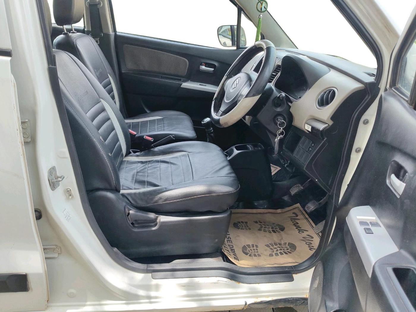 2015 Maruti Wagon R 1.0 LXI, Petrol, Manual, 32,006 km, interior
