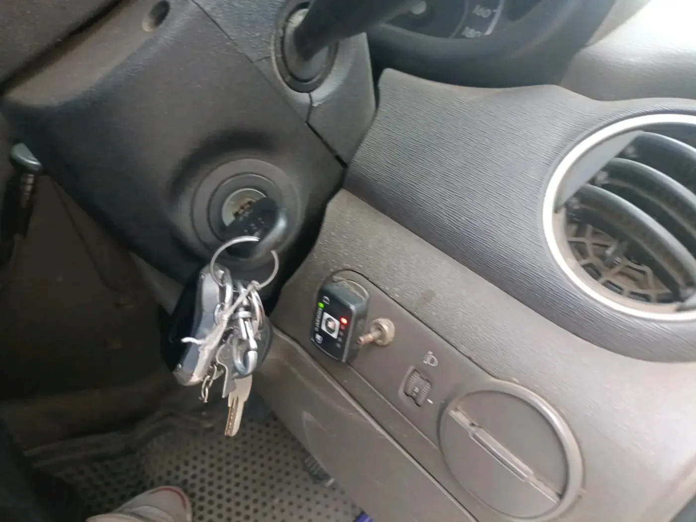 2011 Hyundai i10 ERA 1.1, CNG, Manual, 80,900 km, interior