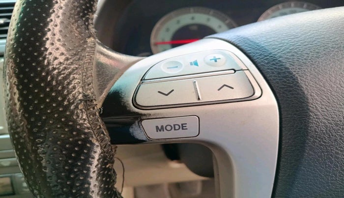 2011 Toyota Corolla Altis G PETROL, Petrol, Manual, 1,24,736 km, interior