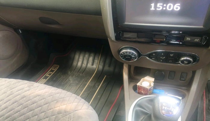 2017 Renault Duster 110 PS RXZ 4X2 AMT DIESEL, Diesel, Automatic, 79,102 km, interior