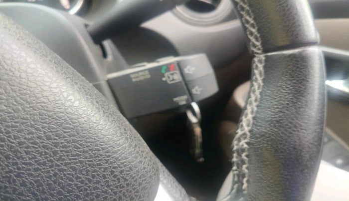 2017 Renault Duster 110 PS RXZ 4X2 AMT DIESEL, Diesel, Automatic, 79,102 km, interior