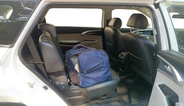 2023 KIA CARENS PREMIUM 1.5 PETROL 7 STR, Petrol, Manual, 1,20,427 km, interior