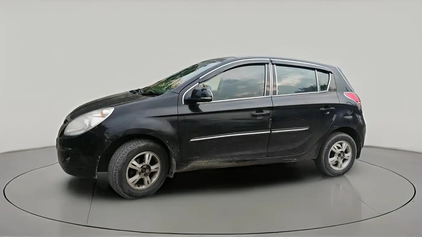 2011 Hyundai i20 SPORTZ 1.2, CNG, Manual, 1,44,564 km, exterior