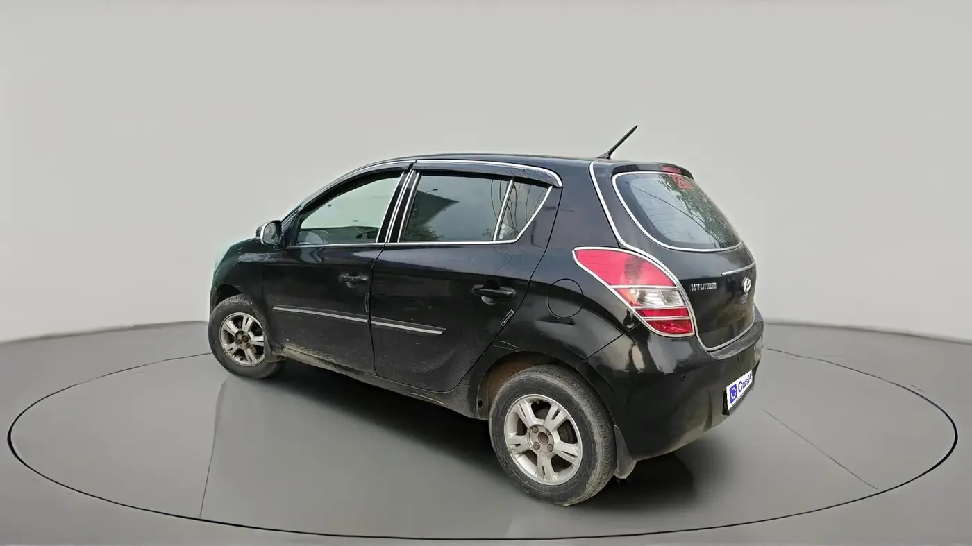 2011 Hyundai i20 SPORTZ 1.2, CNG, Manual, 1,44,564 km, exterior