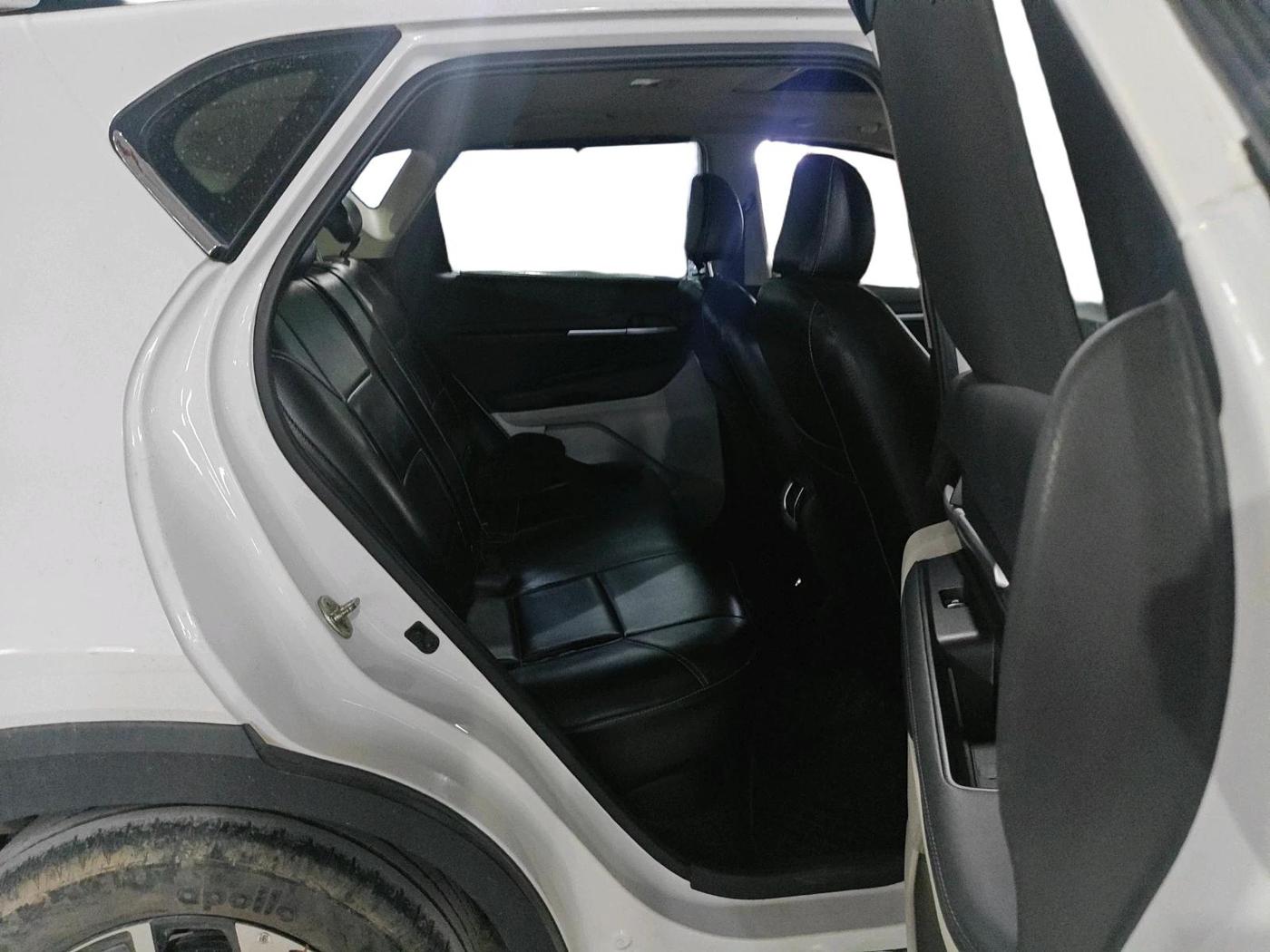 2021 KIA SONET HTX 1.0 IMT, Petrol, Manual, 84,763 km, interior