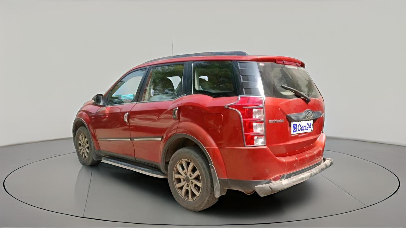 2016 Mahindra XUV500 W10 1.99, Diesel, Manual, 73,767 km, exterior