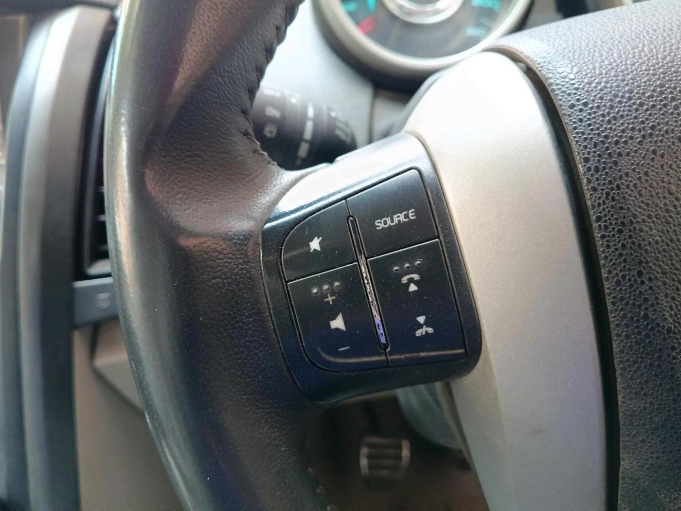 2016 Mahindra XUV500 W10 1.99, Diesel, Manual, 73,767 km, interior