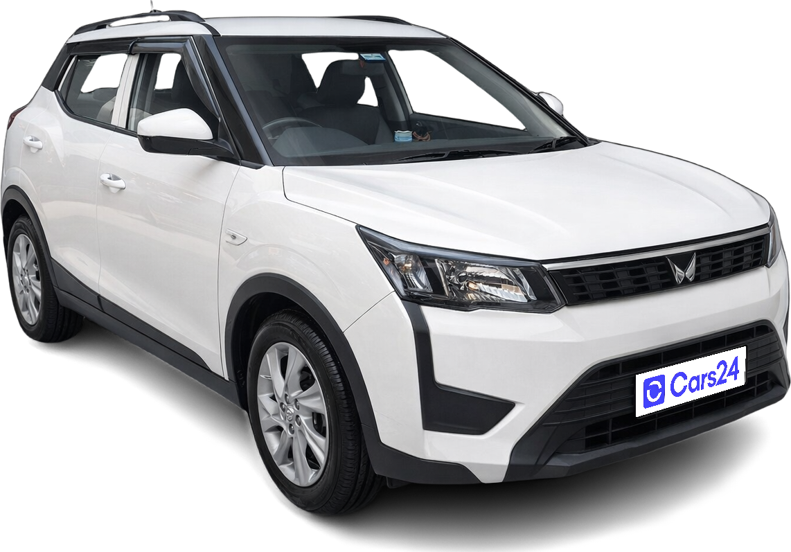 2023 Mahindra XUV300 - SUV - Petrol - Manual - ₹6.90 lakh