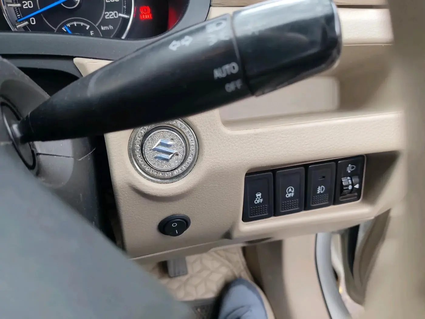 2021 Maruti Ciaz ALPHA  AT 1.5 SHVS PETROL, CNG, Automatic, 43,784 km, interior