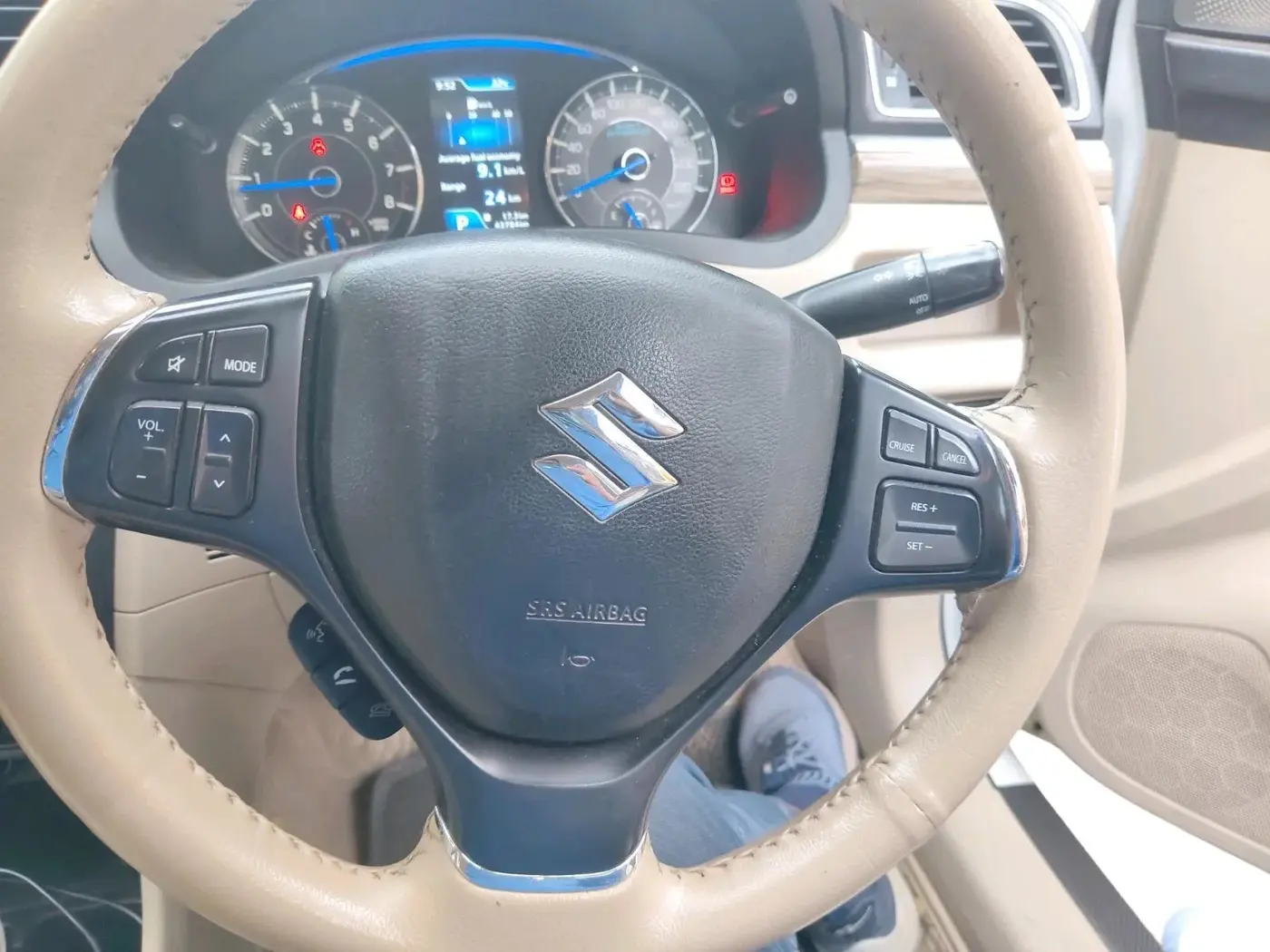 2021 Maruti Ciaz ALPHA  AT 1.5 SHVS PETROL, CNG, Automatic, 43,784 km, interior