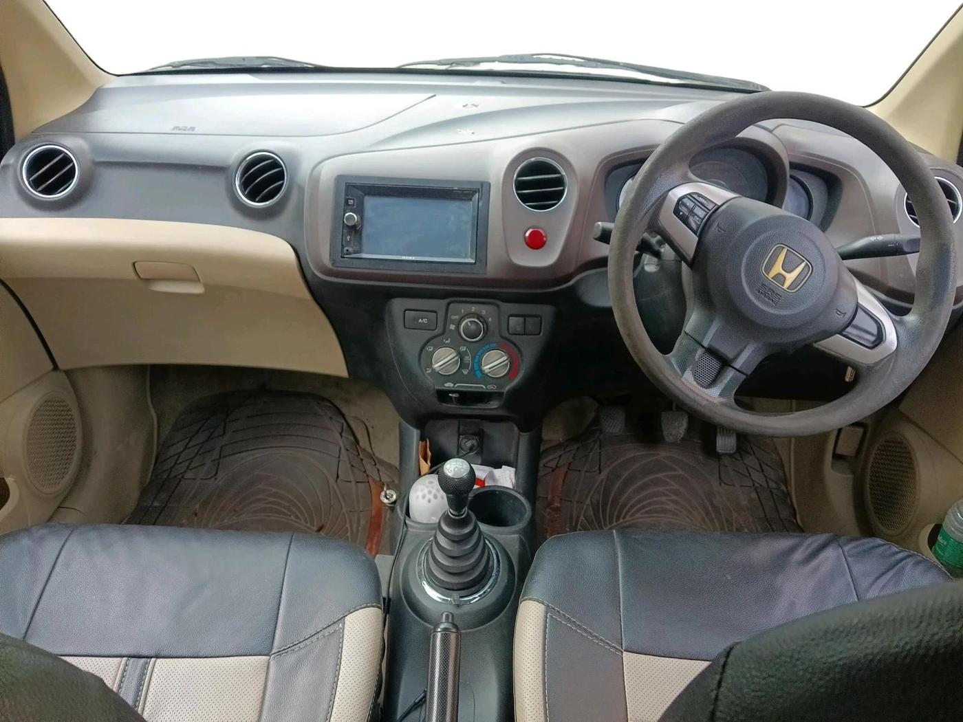 2013 Honda Amaze 1.2L I-VTEC VX, Petrol, Manual, 1,62,992 km, interior