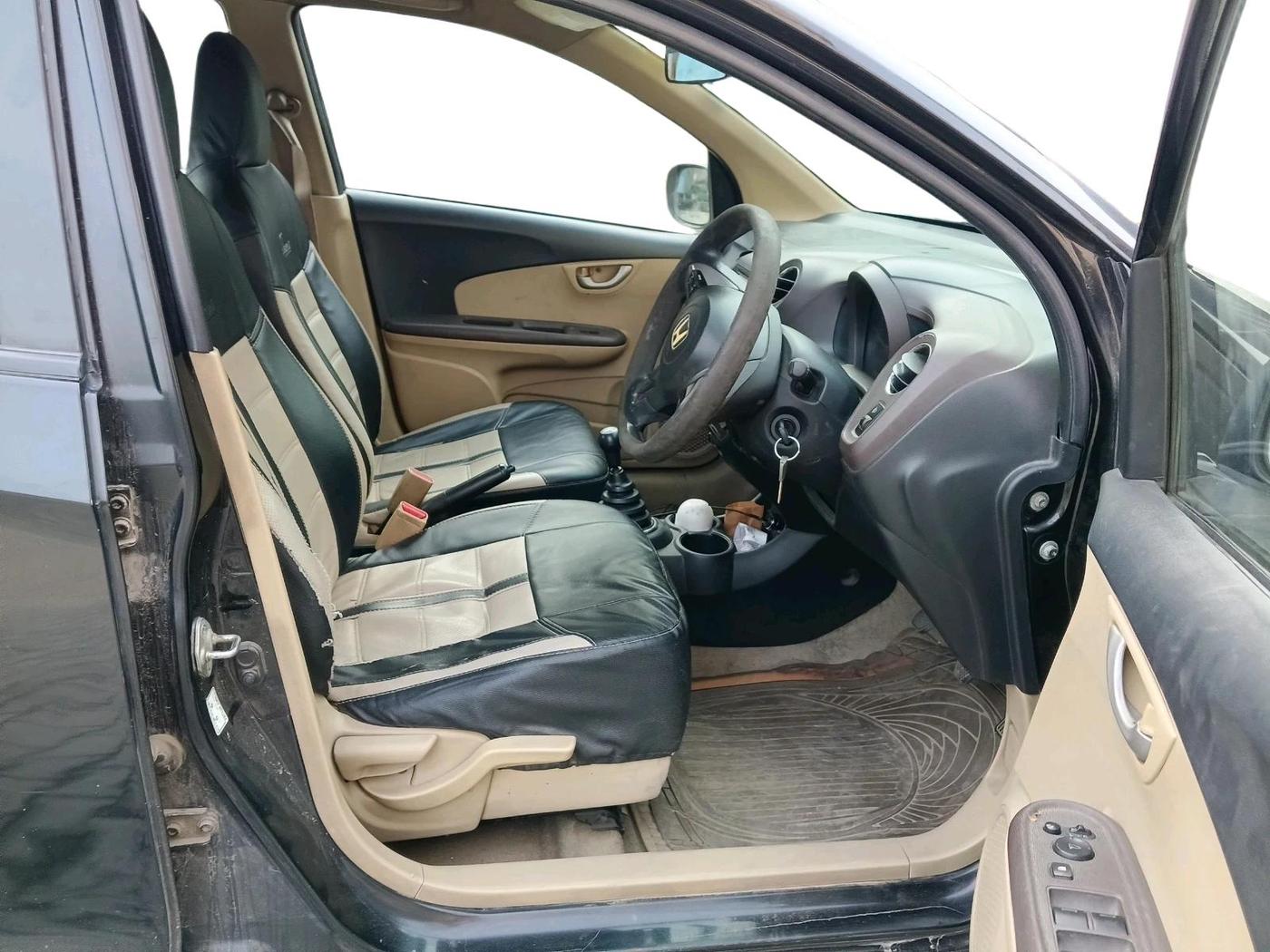 2013 Honda Amaze 1.2L I-VTEC VX, Petrol, Manual, 1,62,992 km, interior